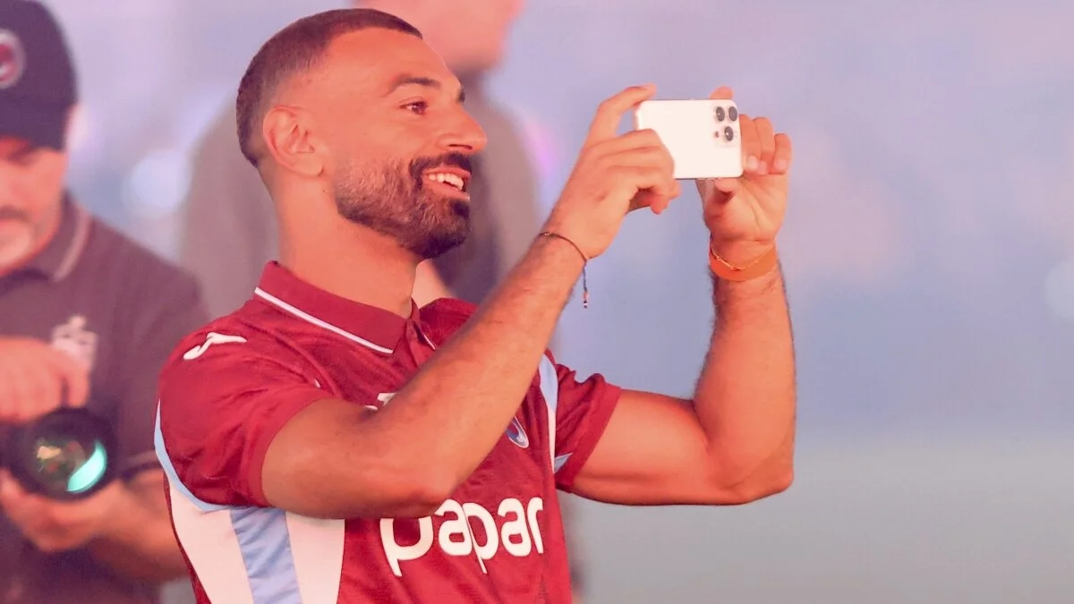 Trabzonspor'dan dünyaya Salah daveti: "Kapımız, şehrimiz, tribünlerimiz açık"