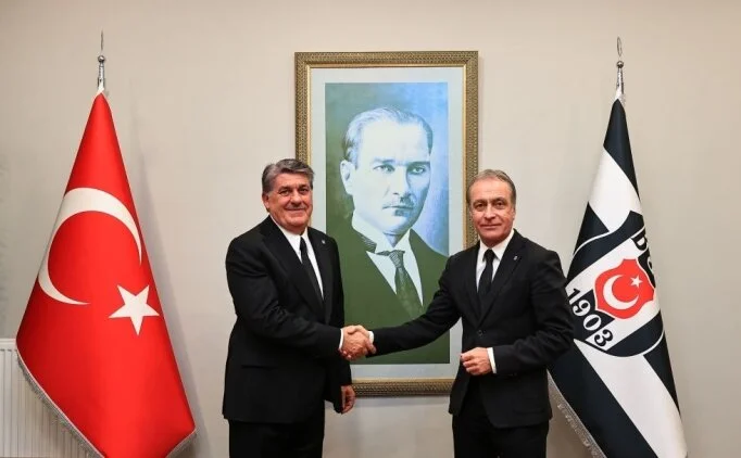 Önder Özen'den Vlahovic ve transfer açıklaması