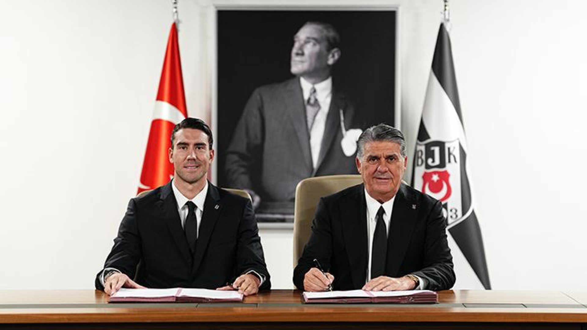 Beşiktaş'tan Vlahovic için imza töreni!